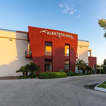Albatros Hotel Сиракузы Экстерьер фото